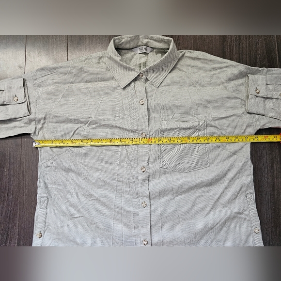 Mountain Hard Wear Button Up - Picture 4 of 10